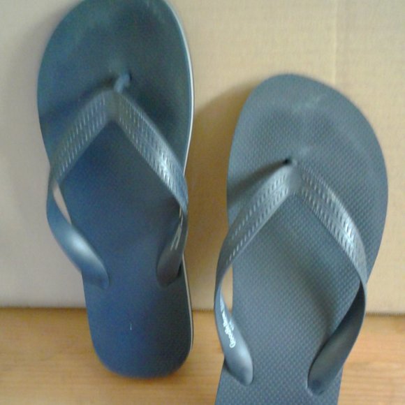 Goodfellow  Men's Black Sandals Size 9-10 - Picture 2 of 4